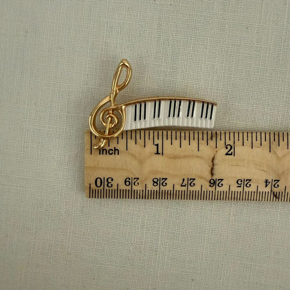 Gold Tone Piano Keyboard Treble Clef Music Pin Brooch - Picture 5 of 7